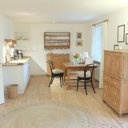 Gartenstudio-Apartment Tausendfreund - Adults Only - Am Chiemsee Breitbrunn am Chiemsee Esterno foto